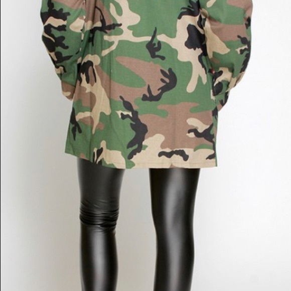 Women’s Lip Sequins Camo Jacket - Picture 3 of 4